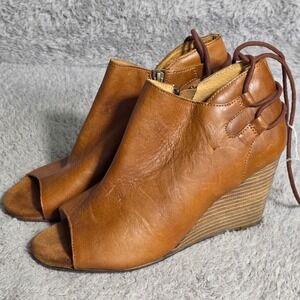 Diba True Leather Peep Toe Wedge Ankle Booties Lace Up Back Distressed Go Time 9